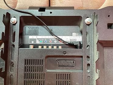 Elektronika: Smart deyil!!! Ideal veziyetde 32 duym model HB KDL-32R433B ayag — 3