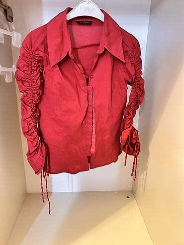 Qadın köynəyi – qırmızı rəng - Model: uzunqol, klassik kəsimli yaxa - lalafo.az -da Qadın köynəyi – qırmızı rəng - Model: uzunqol, klassik kəsimli yaxa -