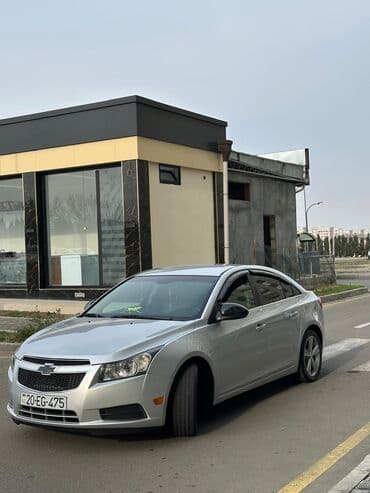 pikap maşınlar: Vuruğu udarı, dəyişən detalı yoxdur.Vini təmizdir.Koja salon, 17 lik — 7