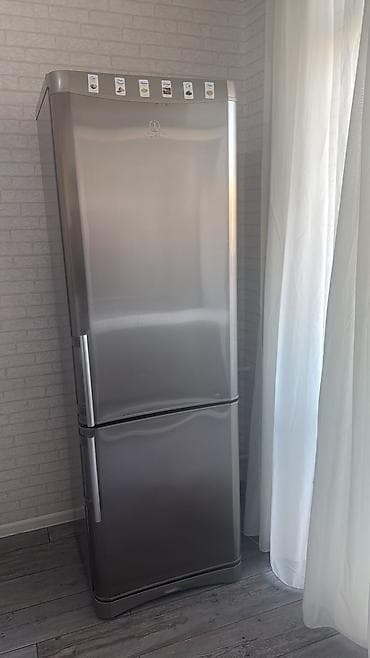 ✅tecili indesit evden satiw soyuducu 330 AZN satılır tam ideal iwleyir