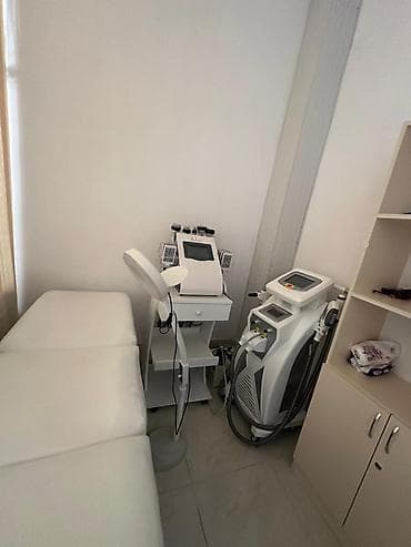Gözəllik salonu üçün avadanlıq komplekti Tərkib: - Manikür/visaj — 1