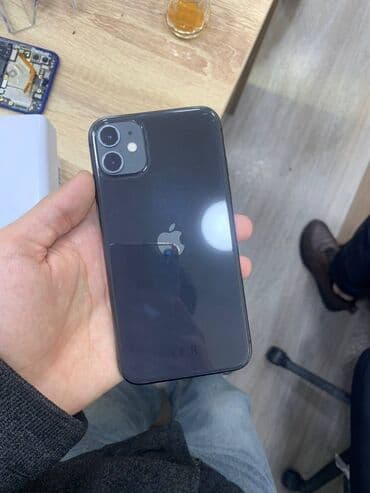 iphone 11 satis: IPhone 11, Qara, Face ID — 4