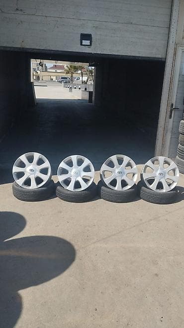 teker diskiler: Hyundai orijinal yüngül lehimli disklər. 17 lik diskler catsiz — 2