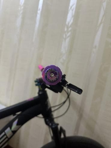 velosiped irşad: Məhsul: fərdiləşdirilmiş dizayn və Shimano hidravlik disk əyləclər — 2