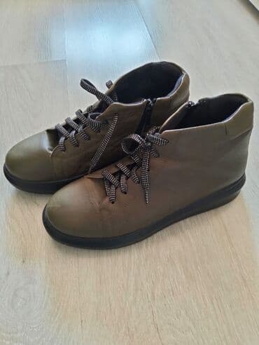 Ölçü: 39, rəng - Yaşıl, İşlənmiş