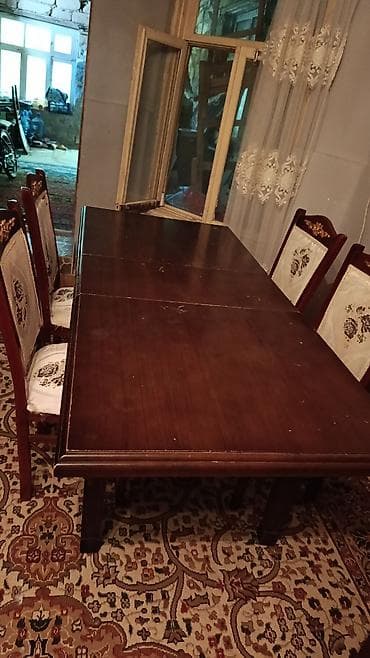 Qonaq otağı üçün, İşlənmiş, Dördbucaq masa, 6 stul lalafo.az -da Qonaq otağı üçün, İşlənmiş, Dördbucaq masa, 6 stul