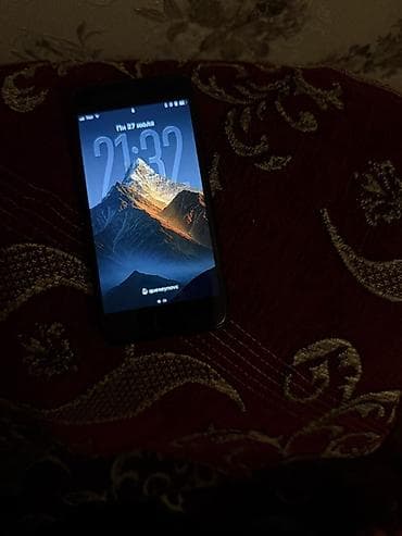 iphobe se 2016: IPhone SE 2020, 64 GB, Qara — 2