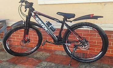 Bmx velosiped ideal veziyyetdedir.tezeden secilmir.Usagin boyu