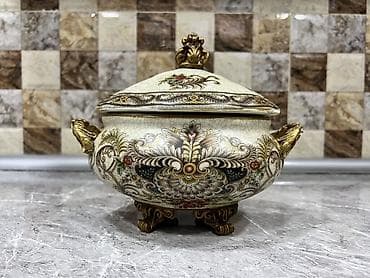 taxt aliram: Klassik üslubda bəzədilmiş 2 hissəli dekorativ dəst Qapaqlı və səbət — 1