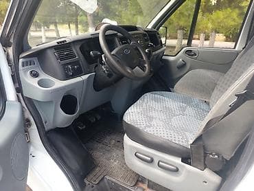 ford trans: Ford Transit: 2.2 l | 2008 il 300000 km Van body type — 5