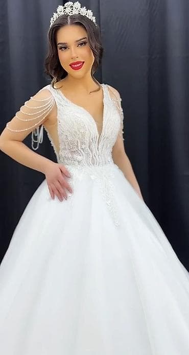 Свадебные платья и аксессуары: Salam Hazir biznes satilir……Tecili 15000 pul qoyulub,teze — 3