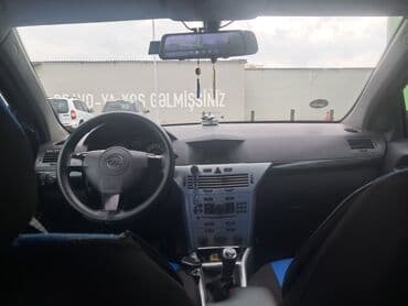 audi tt qiyməti: Opel Astra: 1.4 l | 2009 il 310000 km Hetçbek — 6