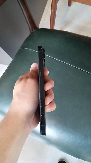 sert disk: IPhone 15, 256 GB, Midnight — 4