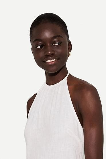 Bershka-nin resmi sehifesinden baha qiymete vurulub defe geyinlib — 2