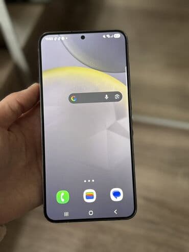 телефон fly iq446: Samsung Galaxy S24+, цвет - Черный, Беспроводная зарядка — 1