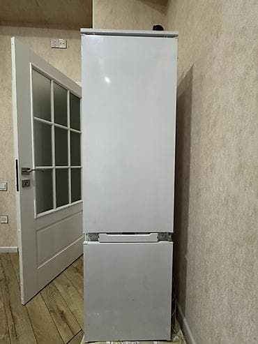 airpods satisi: Hündürlük 184sm. Eni 52sm. dərinlik 53sm. Tək prablemi soyutmamağıdır — 1