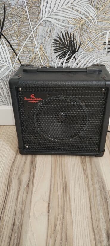 Gitara gücləndiriciləri: İşlənmiş Gitara gücləndiricisi, 15 Vt, Ünvandan götürmə — 1