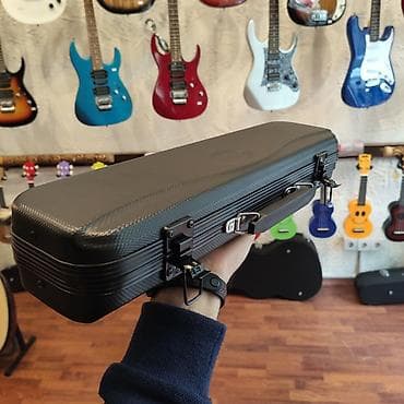 gitara çexolu: Fleyta futlyarı Ünvan:Nizami 42 (Daxili işlər nazirliyin arxası) İş — 1