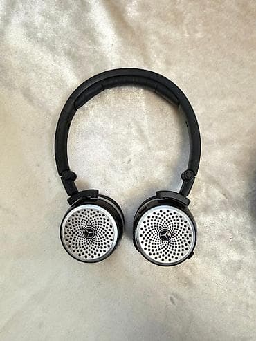 bluetooth qulaqciqlar: Məhsul: Mercedes‑Benz Media/Aux əyləncə sistemi komplekti Təsvir: - — 6