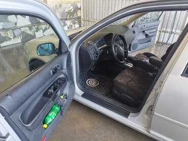 фольксваген с пробегом: Volkswagen Golf: 1.8 l | 1999 il Hetçbek — 10