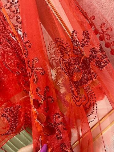 paltar xoncalari: Xına üçün, baş örtüyü, şal, elcekler, ve bel bağı. Her biri ideal — 5