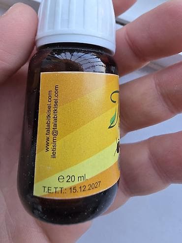 qarışqa yağı: Turkiyeden alinib. Cox alindigi ucun satilir. Her lazerden sonra — 2