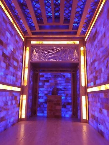 heyetde bulaq tikmek: Duz otağı tikintisi, himalay duzu, sauna — 3