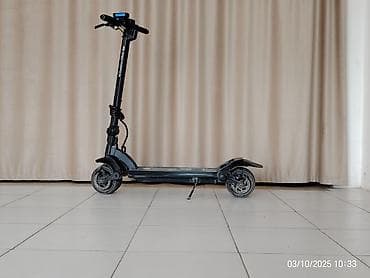 Mercane Widewheel Pro skuteri. Göstəriciləri: 1. Batareya: 48V 15Ah