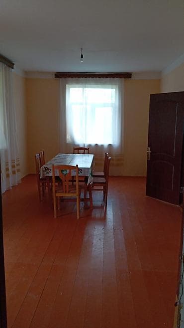 kristalda satilan evler: Saatlı rayonu Musali kəndində Həyat evi Saatlı ucuz qiymətə 1hektarin — 1