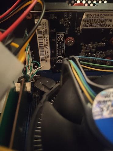 Monitorlar: Xüsusiyyətləri: Ana plata-Asrock H61M-VG3 DDR3 Processor-Intel Core i3 — 7