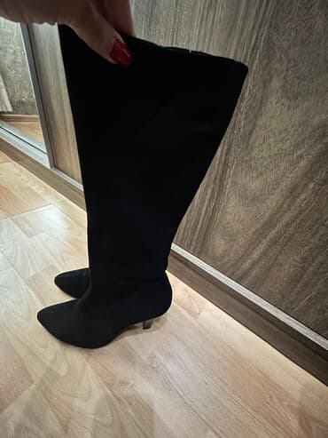 rezin qısa çəkmələr: Ölçü: 38, rəng - Qara, İşlənmiş — 4