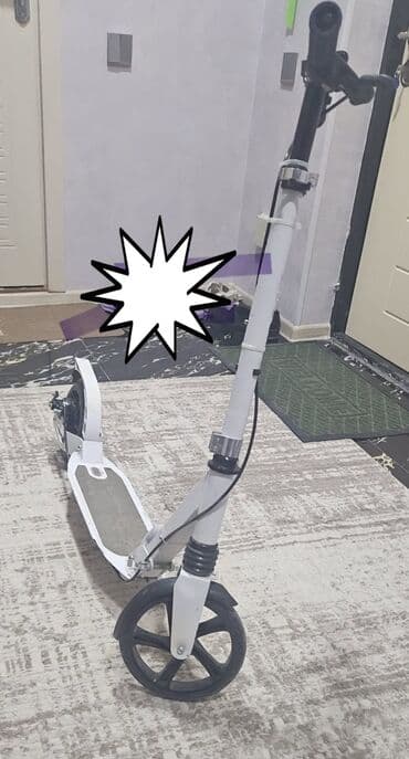 qaçış aparatı satış: Şəhər üçün böyük təkərli skuter - Rəng: ağ, qara detallarla - — 3