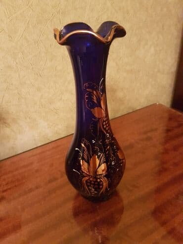 gul: ○ G Ü L D A N ○ Rusiya istehsalı. Hündürlüyü - 34 sm. Qiyməti - — 6