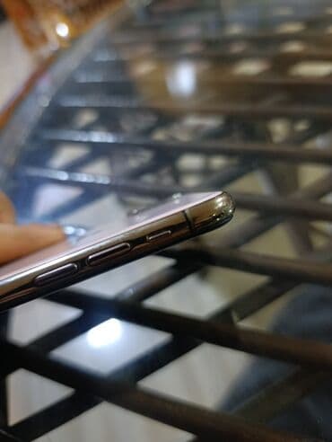 iphone 7 qiymeti irşad: IPhone X, Gümüşü, Face ID — 3