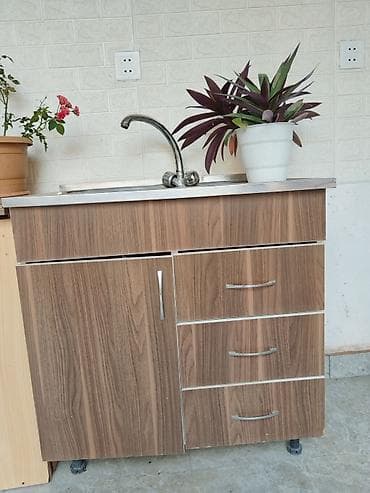 bag evlərində iş: Tecılı satılır — 2