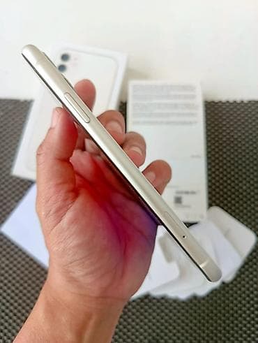 apple imac: IPhone 11, 128 GB, Ağ, Zəmanət, Simsiz şarj, Face ID — 6