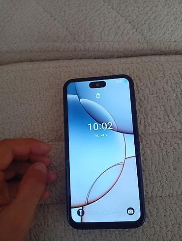 Umiio smartfon (mavi rəng) Xüsusiyyətlər: - Ekran: kənardan-kənara