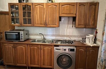 белорусская мебель в баку: Mətbəx mebeli. ev təmir olunur deyə mebellər deyişilir. qapılar təmiz — 1