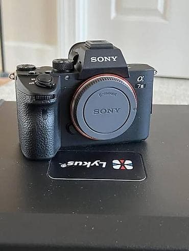 Elektronika: Sony Alpha A7 III (ILCE-7M3) gövdə – E-mount tam kadr foto/video — 1
