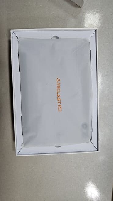 planşet üçün klaviatura: TECLAST tPad planşet üçün tam aksesuar dəsti Qutunun tərkibi: - — 5