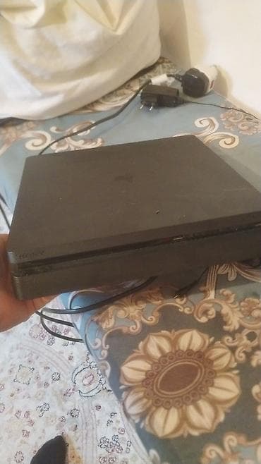 playstation 5 satisi: Məhsul: Sony PlayStation 4 Slim oyun konsolu komplekti Xüsusiyyətlər — 3
