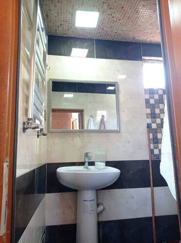ev certiyojları: Ağ şəhər 2 otaqlı, 57 kv. m, Yeni təmirli — 17