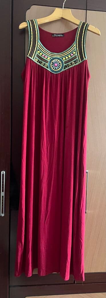 qırmızı qadın krosovkaları: Gündəlik donlar — 1