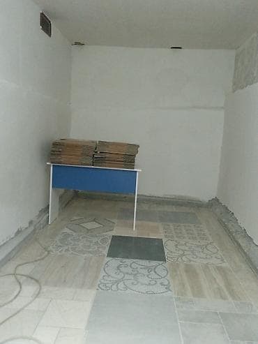 Kommersiya daşınmaz əmlakının satışı: Obyekt: Küçə qapısı olan ayrılıqda yerləşən kiçik kommersiya sahəsi — 9