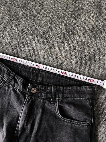Cinslər: Baggy Jeans(qara rəngdə). Ölçüsü 32, uzunluq 105-110, en 40-42. Yeni — 3