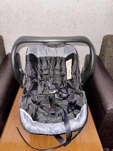 Kraft uşaq avtomobil oturacağı / beşiyi - Yeni doğulmuşdan təxminən — 1