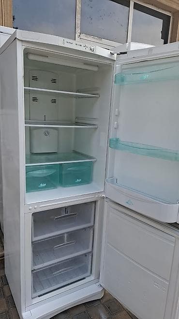 soyutma: 2 qapılı Indesit Soyuducu Satılır, rəng - Ağ — 2