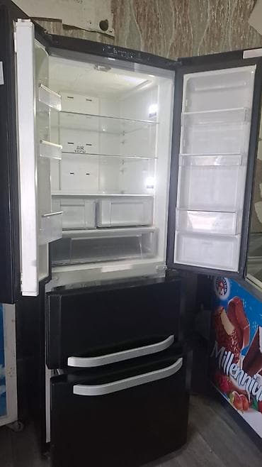 soyuducu: Hotpoint Ariston markalı çoxqapılı soyuducu. Qara rəngli, müasir və — 2