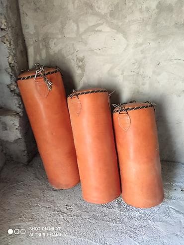 Boks üçün asılqan zərbə kisələri (punching bag) – 3 müxtəlif ölçüdə at lalafo.az Boks üçün asılqan zərbə kisələri (punching bag) – 3 müxtəlif ölçüdə