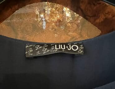 leopard donlar: Park bulvarda yerləşən Liu Jodan alınıb.80 manata satılır — 4